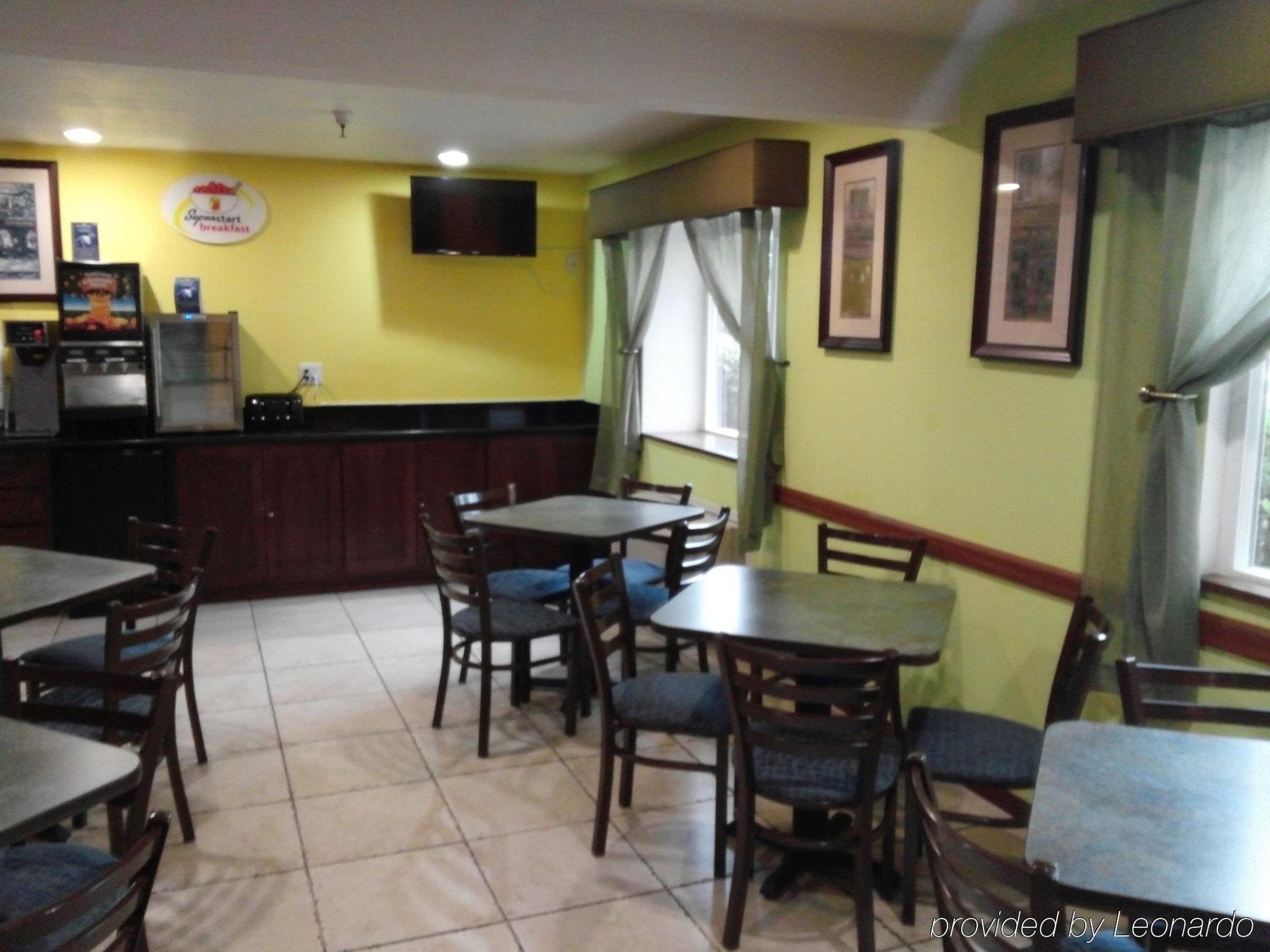 Hotel Super 8 By Wyndham Sacramento Carmichael