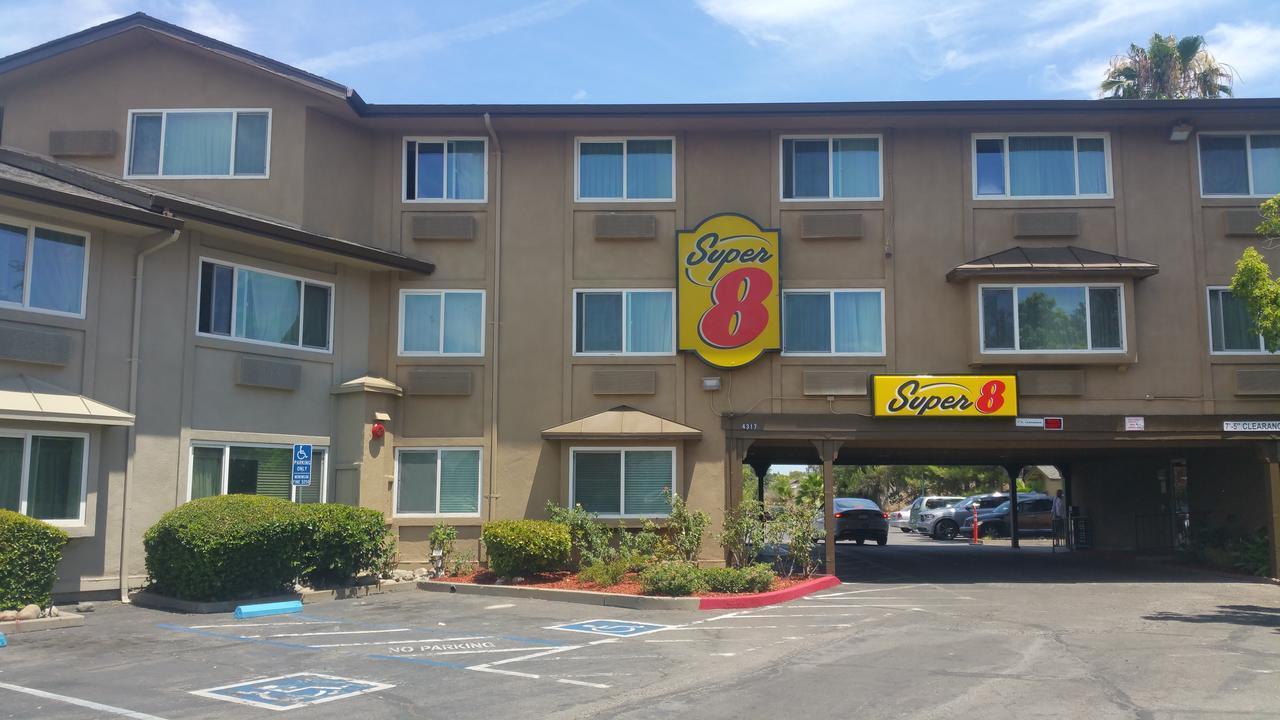 Super 8 By Wyndham Sacramento 2*