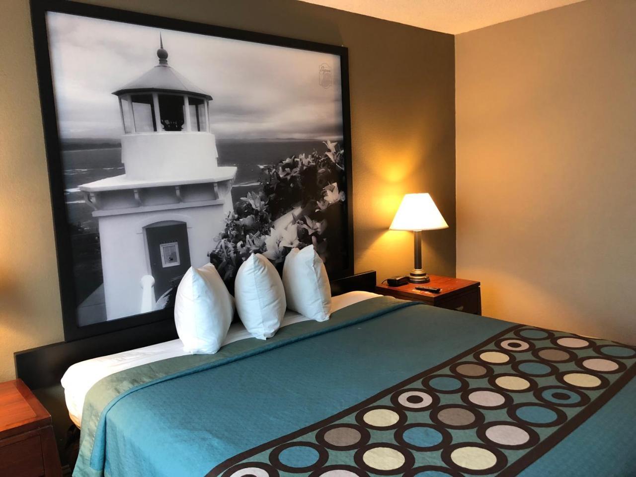 Super 8 By Wyndham Sacramento Carmichael